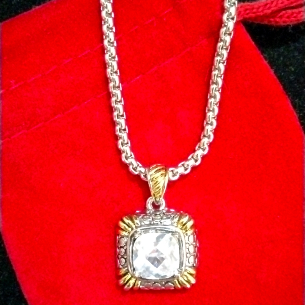 ear rings also comes with matching necklace . Sold as a set.